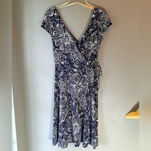 GNW Navy and White Floral Print Cap Sleeve Knee Length Midi A-line Dress, Size 8